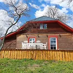 Chalet Kossa Taro *